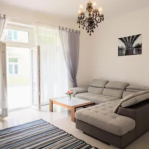 Apartmán Schoenbrunn - Contactless 24h Check-in, Vídeň
